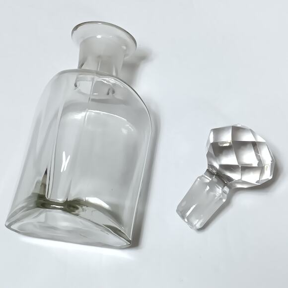 Liquor Vintage Triangle Decanter 6" tall x 3.25" bottom Glass Stopper - Picture 5 of 10